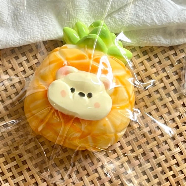 PO Pineapple bear Squishy